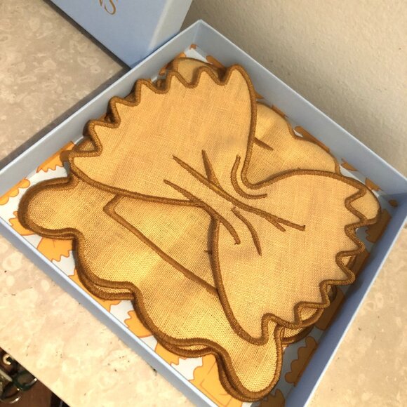 NEW IN BOX! Piecework Pasta Cocktail Napkin Set - Hostess Entertaining Gift - Picture 6 of 8